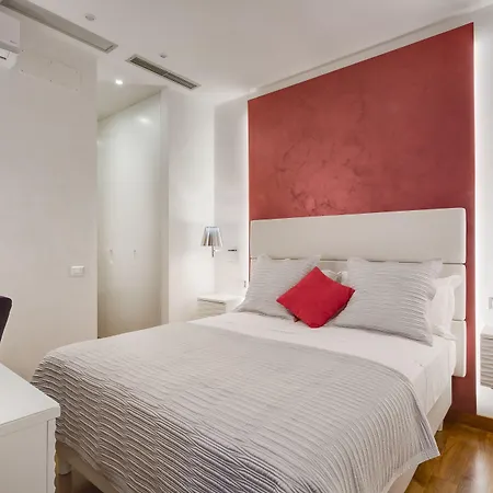 בית הארחה Shali Luxury Spagna