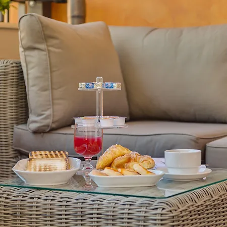 בית הארחה Shali Luxury Spagna רומא