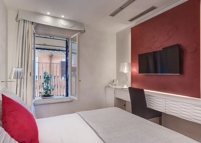 Shali Luxury Spagna 4* Roma
