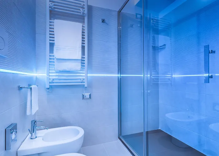 Shali Luxury Spagna Pensionat 4*