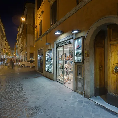 Shali Luxury Spagna Pensionat 4*